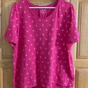 Pink Chico’s T-shirt, size 3 (XL)